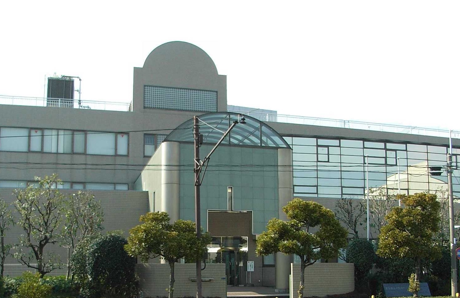 土木技術支援・人材育成センターの外観