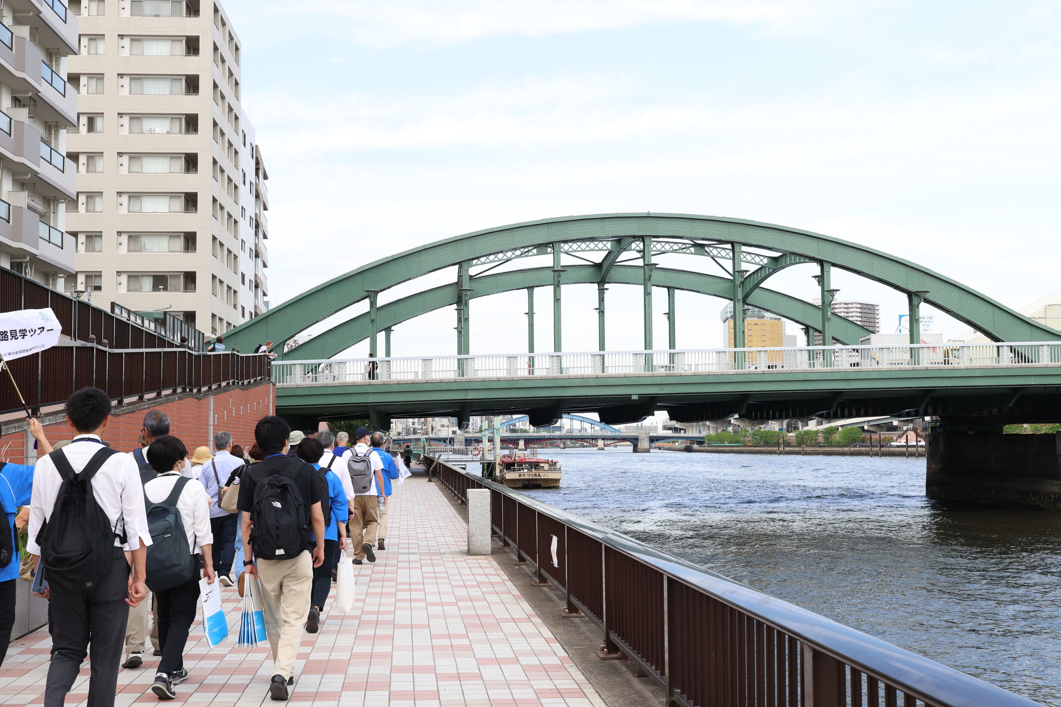 厩橋へ向かう