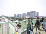 歩道橋から眺める首都高中央工事品川線
