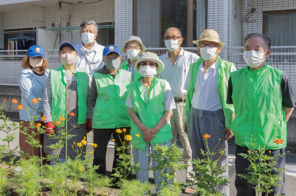 西綾瀬花むすびの皆さん