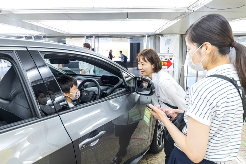 トヨタ 電気自動車 bZ4X
